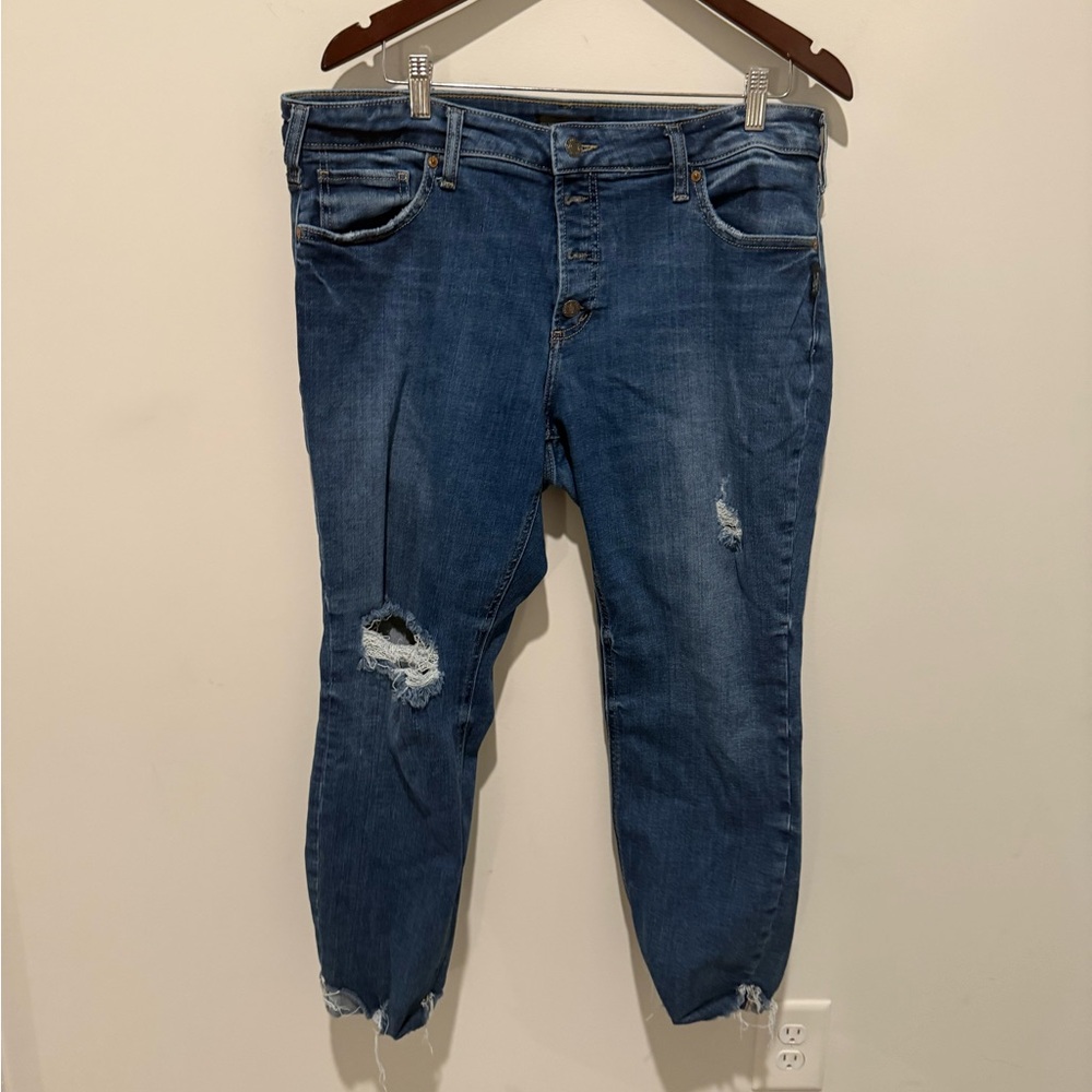Silver Jeans Ankle-Length Distressed Denim